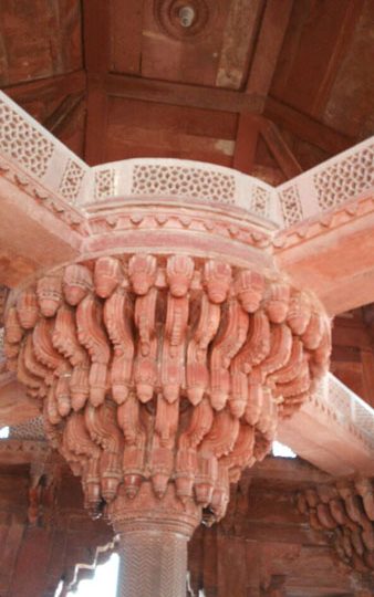 Fatehpur Sikiri Pillar